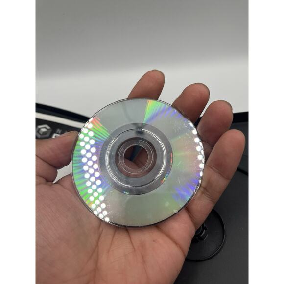 Shrek 2 (Nintendo GameCube, 2004) Black Label Manual And Disc - Picture 7 of 8